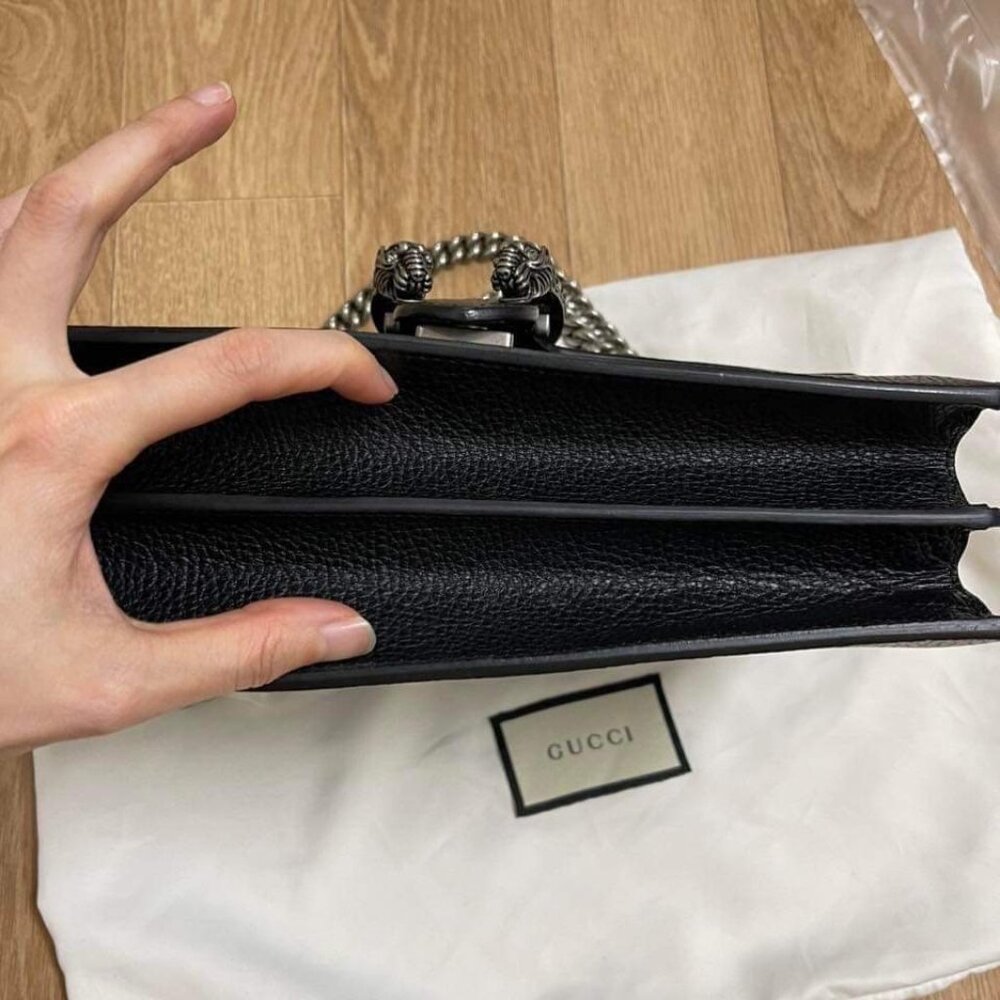 Gucci Dionysus Small Shoulder Bag - Picture 9 of 11